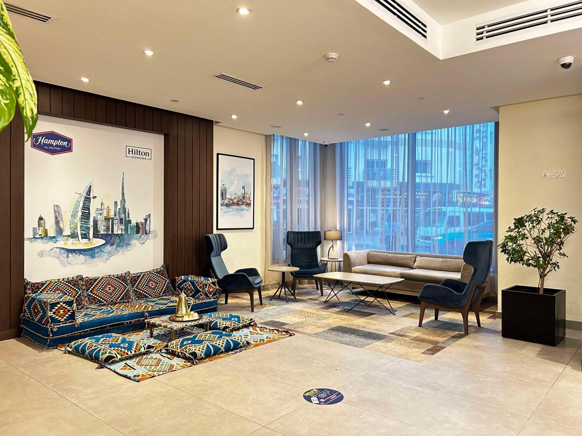Hampton By Hilton Dubai Al Barsha Hotel Bagian luar foto